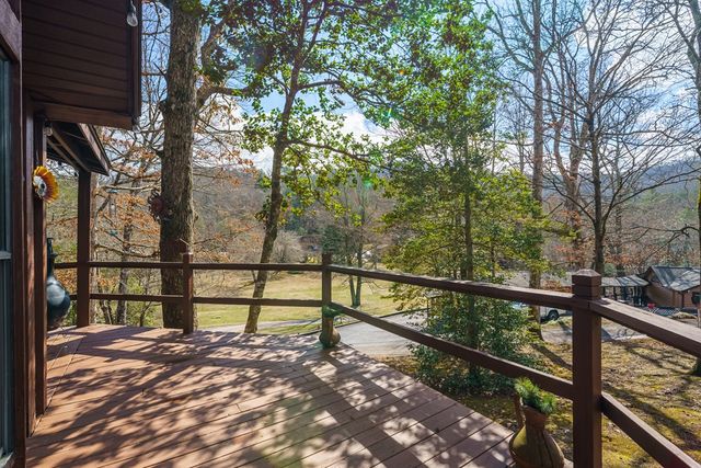 1856 Deer Run Circle, Hiawassee, GA 30546