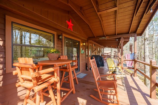 1856 Deer Run Circle, Hiawassee, GA 30546