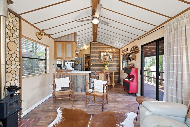 1856 Deer Run Circle, Hiawassee, GA 30546