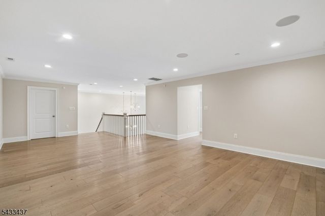 6 Concord Ct, Warren Twp., NJ 07059