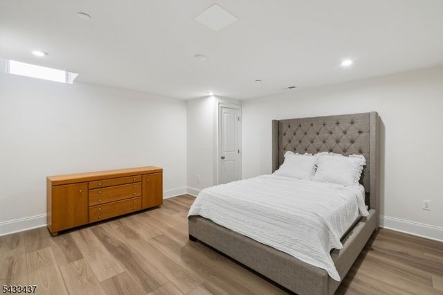6 Concord Ct, Warren Twp., NJ 07059