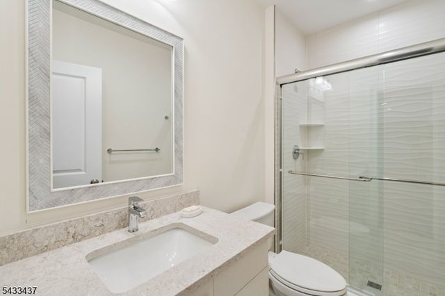 6 Concord Ct, Warren Twp., NJ 07059
