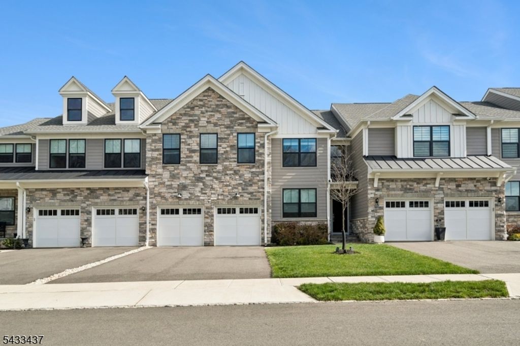6 Concord Ct, Warren Twp., NJ 07059
