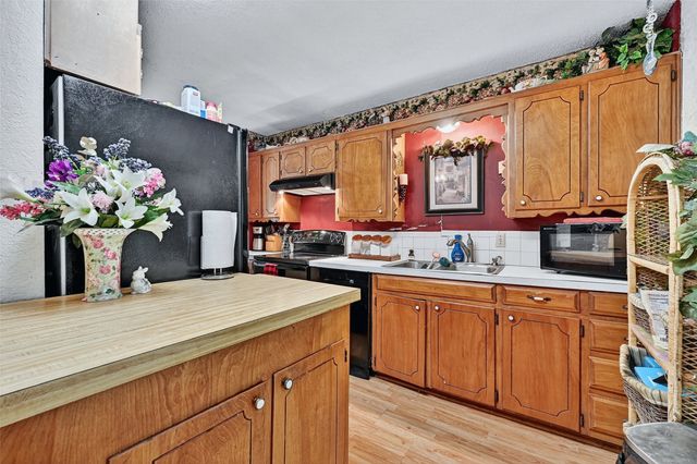164 Ash Drive, Denison, TX 75020