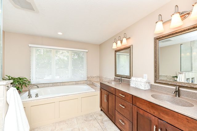 1385 Edinburgh Drive, Carmel, IN 46033