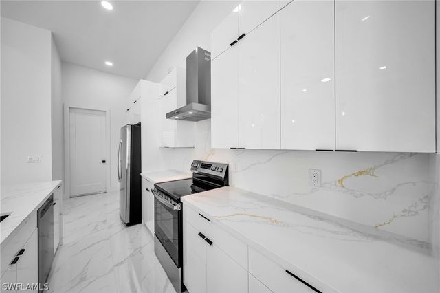 1238 Celtic ST E, Estero, FL 33928