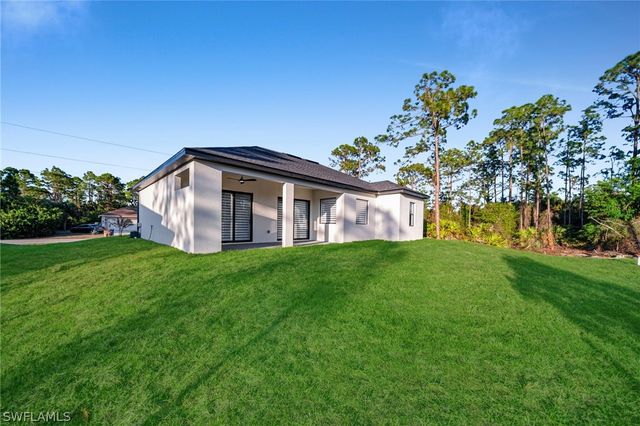 1238 Celtic ST E, Estero, FL 33928