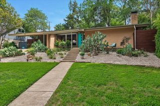 2816 Ilahe Drive, Dallas, TX 75233