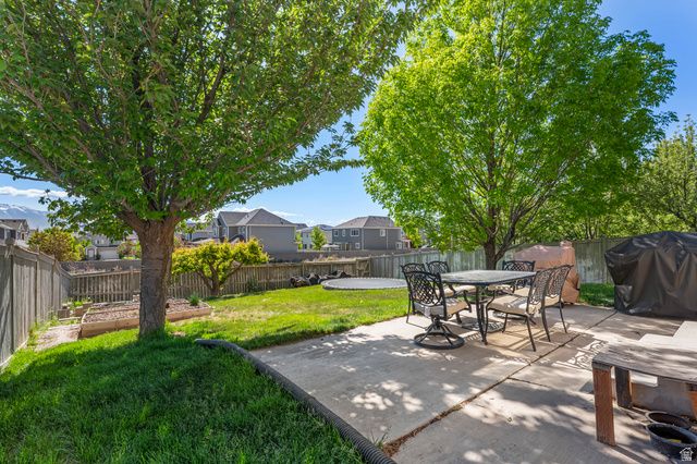 7092 N CHEROKEE ST, Eagle Mountain, UT 84005