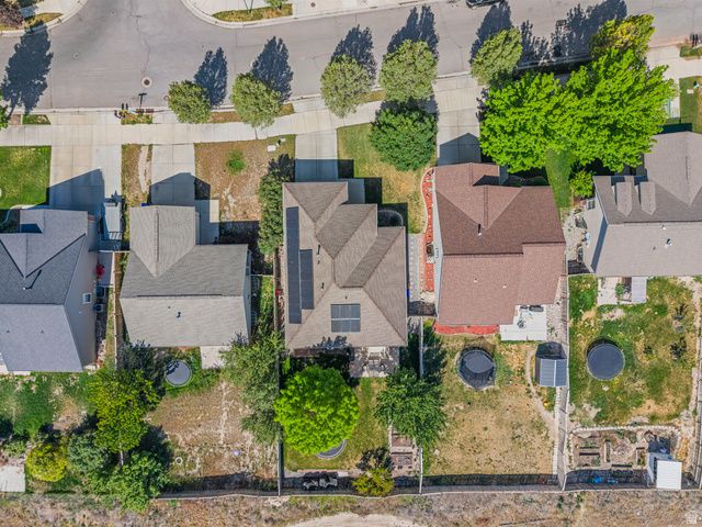 7092 N CHEROKEE ST, Eagle Mountain, UT 84005