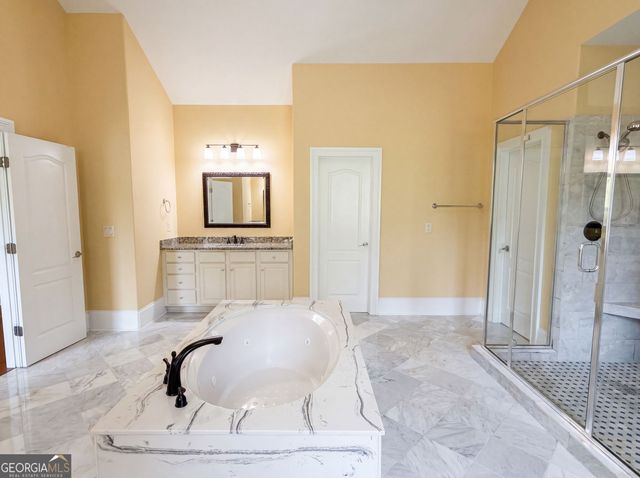 332 Warwick Place, Mcdonough, GA 30253