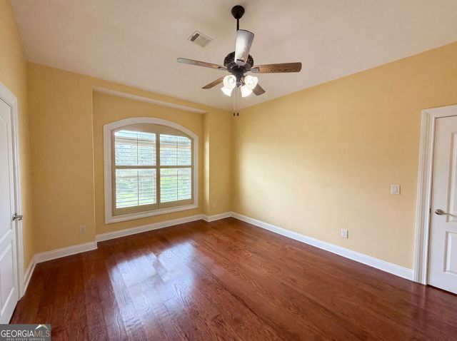 332 Warwick Place, Mcdonough, GA 30253