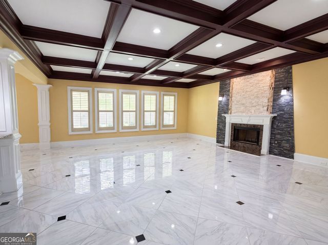 332 Warwick Place, Mcdonough, GA 30253