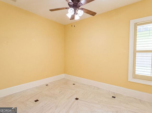 332 Warwick Place, Mcdonough, GA 30253