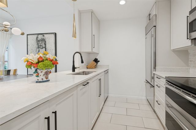 2509 Welborn Street C, Dallas, TX 75219