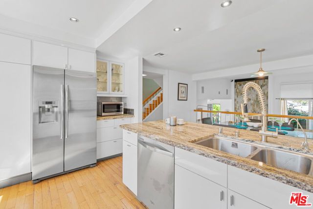 4725 La Villa Marina B, Marina Del Rey, CA 90292