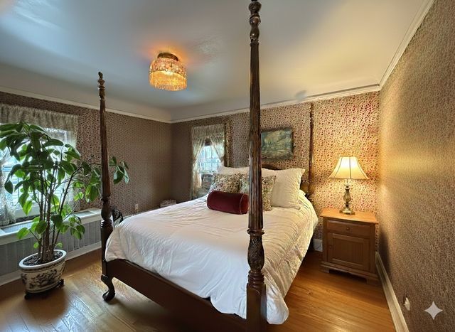 502 S I Oka Avenue, Mount Prospect, IL 60056