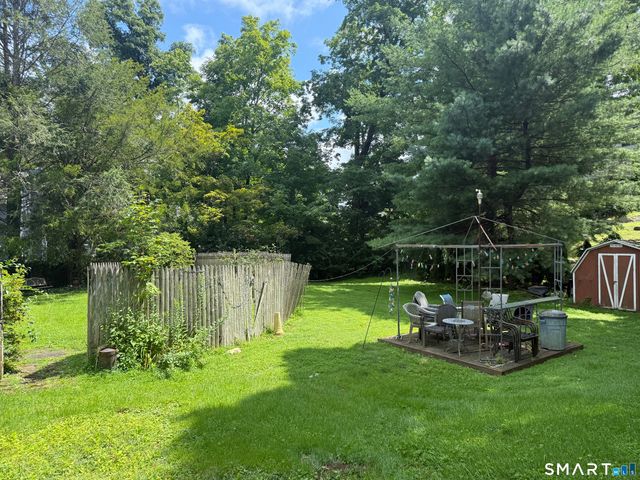 19 Down River Road, New Canaan, CT 06840