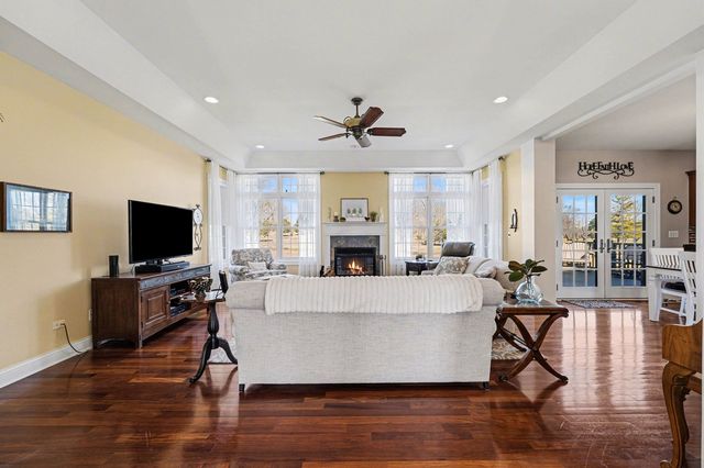 1744 E Offner Road, Beecher, IL 60401