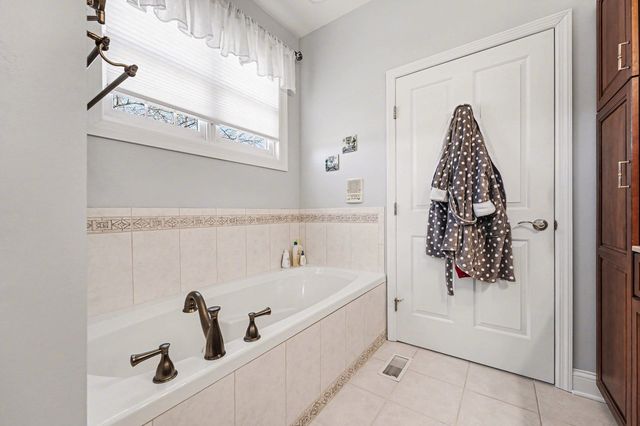 1744 E Offner Road, Beecher, IL 60401