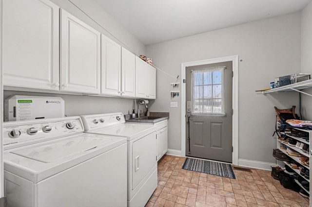 1744 E Offner Road, Beecher, IL 60401