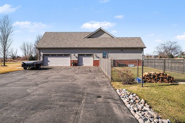 1744 E Offner Road, Beecher, IL 60401