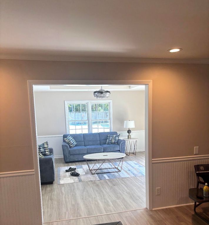 Image 2 of property listing at 335 Estates Drive, Walterboro, SC 29488