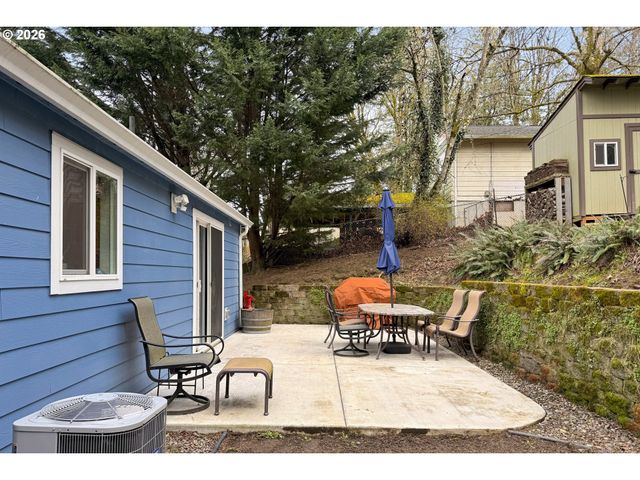 206 Sw 4TH St, Troutdale, OR 97060