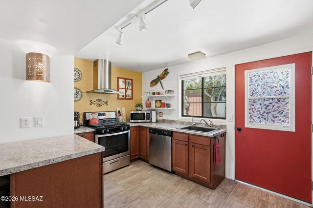 176 S Paseo Sarta Apt B, Green Valley, AZ 85614