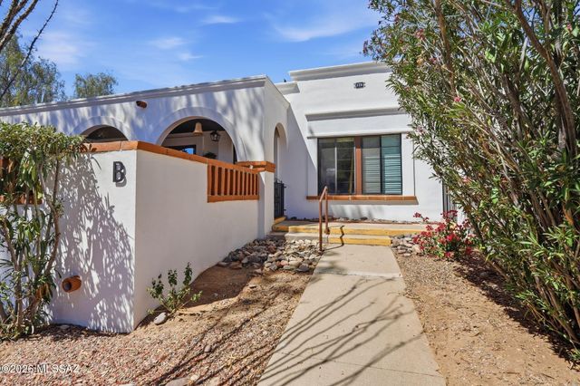 176 S Paseo Sarta Apt B, Green Valley, AZ 85614