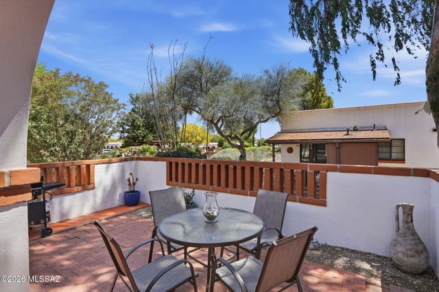 176 S Paseo Sarta Apt B, Green Valley, AZ 85614
