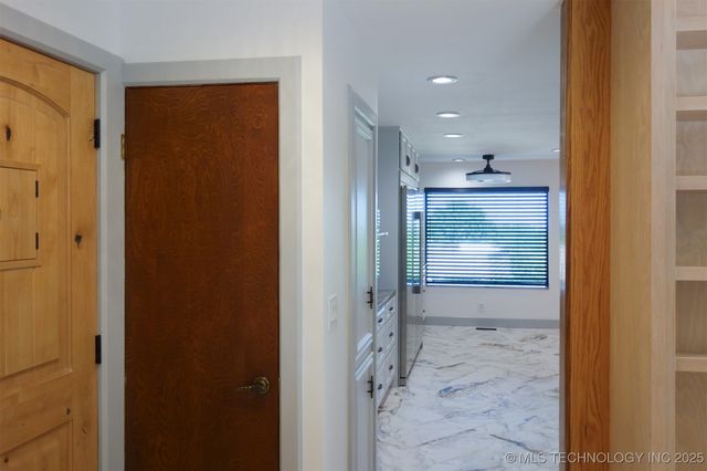 6642 E 60th Place, Tulsa, OK 74145