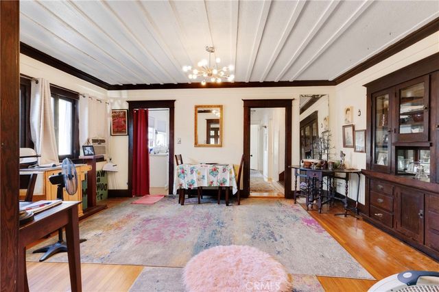 523 N Lake, Los Angeles, CA 90026