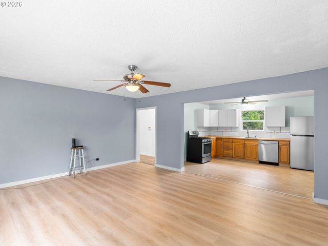 6481 Se 142ND Ave, Portland, OR 97236
