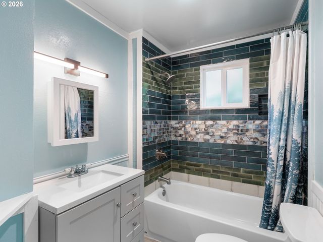 6481 Se 142ND Ave, Portland, OR 97236