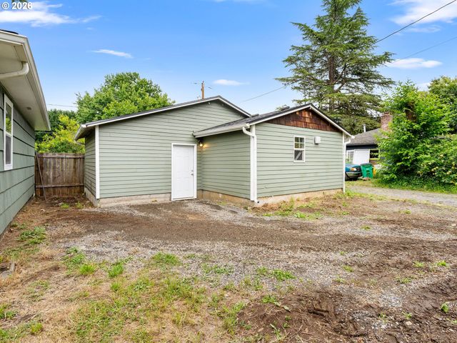 6481 Se 142ND Ave, Portland, OR 97236
