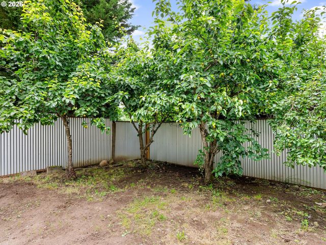 6481 Se 142ND Ave, Portland, OR 97236