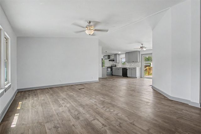 27059 Pecos Ranch, Magnolia, TX 77355