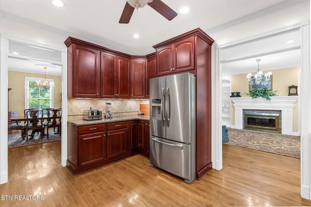 5227 Beverly Oaks Drive, Knoxville, TN 37918