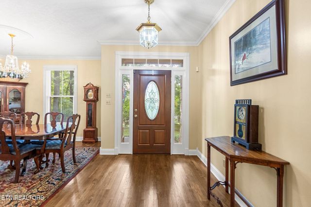 5227 Beverly Oaks Drive, Knoxville, TN 37918