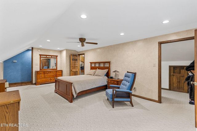 5227 Beverly Oaks Drive, Knoxville, TN 37918