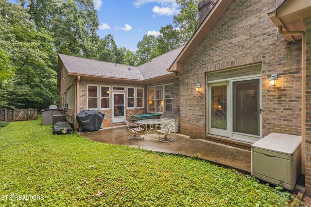 5227 Beverly Oaks Drive, Knoxville, TN 37918