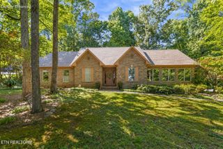 5227 Beverly Oaks Drive, Knoxville, TN 37918
