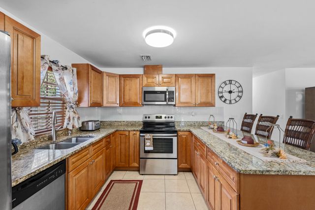 1120 NE 42nd Court, Pompano Beach, FL 33064