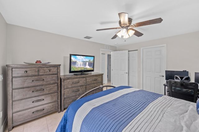 1120 NE 42nd Court, Pompano Beach, FL 33064