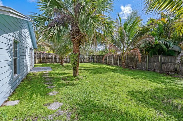 1120 NE 42nd Court, Pompano Beach, FL 33064