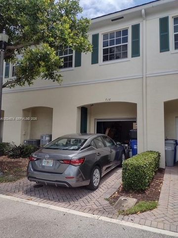 716 SW 2nd Way, Pompano Beach, FL 33060