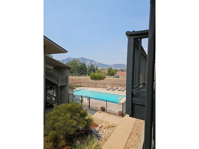 625 Manhattan Pl 305, Boulder, CO 80303