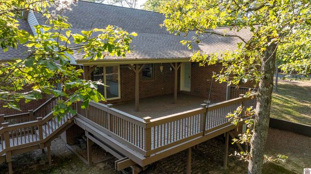 106 Swallow Lane, Murray, KY 42071