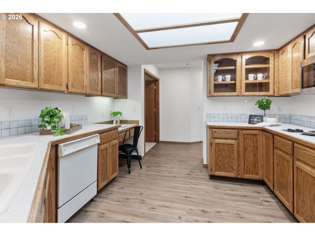 2730 Ne Roberts Ave, Gresham, OR 97030